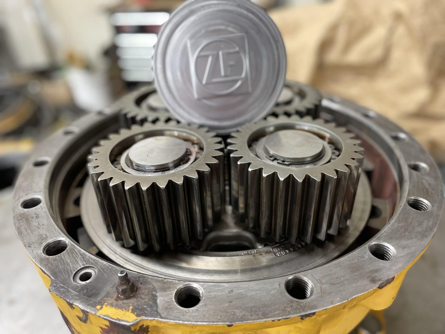 MTL 3105 ZF Axle Service